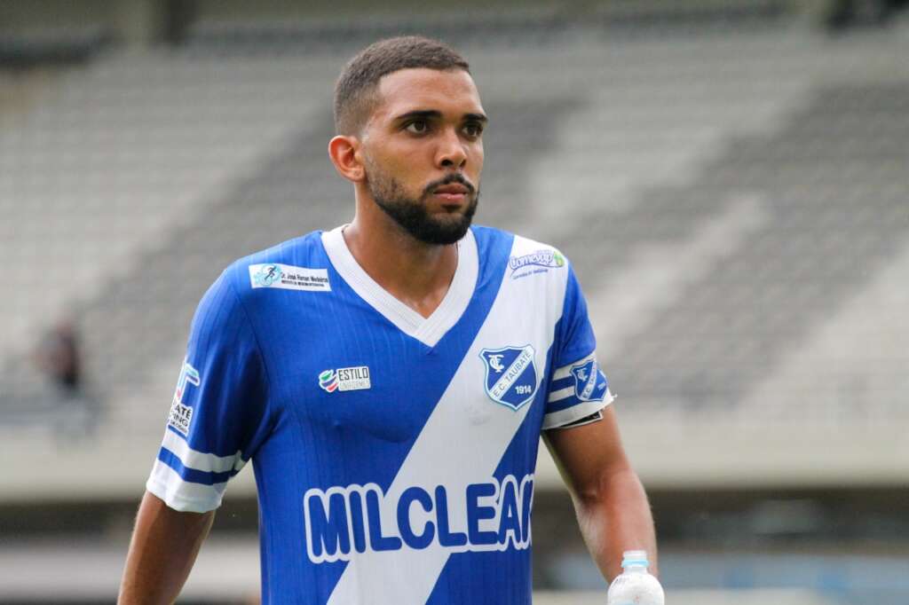 Paulista A2: Taubaté acerta renovação de jogador que mais atuou pelo Burro em 2021