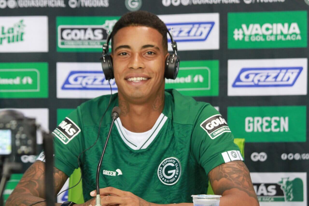 Artilheiro do Goiás na Série B, Alef Manga desperta interesse de gigante paulista