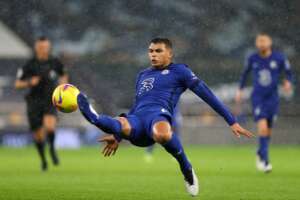 Inglês: Chelsea anuncia renovação com zagueiro brasileiro Thiago Silva até junho de 2023