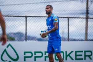 Dedé revela conversa com time do Brasileirão, mas despista sobre acerto