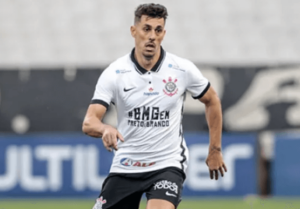 Encostado no Corinthians, Danilo Avelar entra na mira de grande clube da Série B