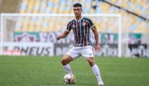 Paranaense: Coritiba confirma lateral 'piscininha', ex-Palmeiras e Fluminense