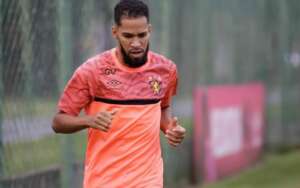 Clube do Brasileirão sonda Everaldo, ex-Sport e Ponte, e se aproxima de Zeca