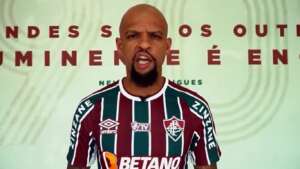 Após deixar Palmeiras, volante Felipe Melo é confirmado por clube do Brasileirão