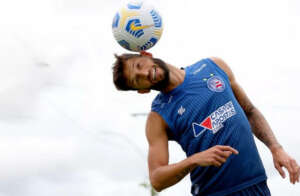 Invicto há oito jogos em casa, Bahia quer adiar título do Atlético-MG para deixar a zona de rebaixamento