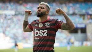 Sem Agüero, Barcelona estuda possibilidade de contratar artilheiro do Flamengo