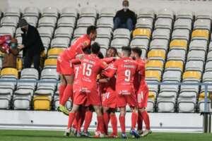 PORTUGUÊS: Gil Vicente bate Famlicão e Braga com dois de Horta bate o Estoril