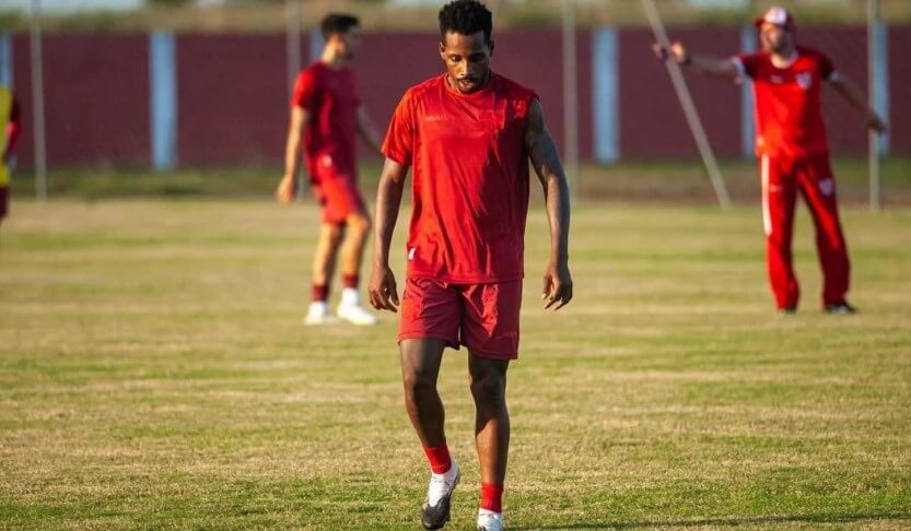 Alagoano: Após Gum, CRB renova contrato com goleiro e ex-lateral do Corinthians