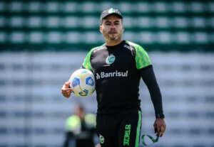 Após permanência, presidente do Juventude revela futuro de Jair Ventura