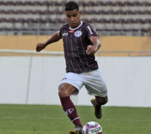 Paulistão: Ferroviária rescinde contrato com lateral