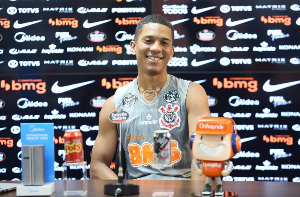 Ex-Guarani e sem espaço no Corinthians, Matheus Davó entra na mira de clube do Paulistão