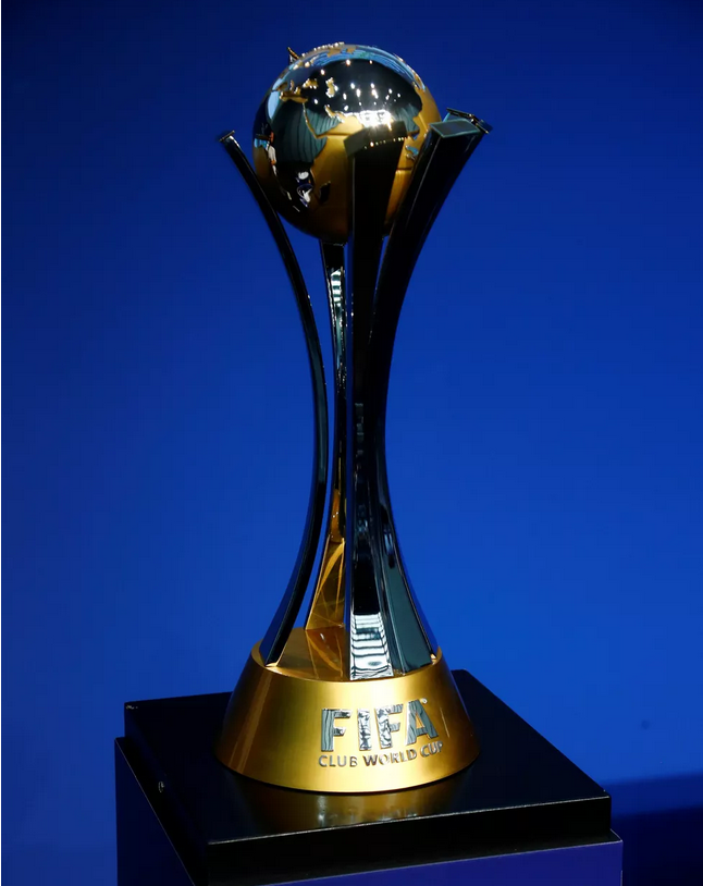 FIFA 20: troféu do Mundial de Clubes chama atenção, e campeão mundial  alfineta: Maior piada, fifa