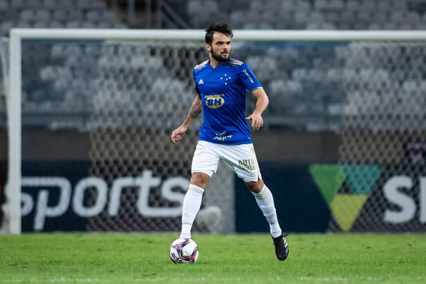 norberto lateral cruzeiro