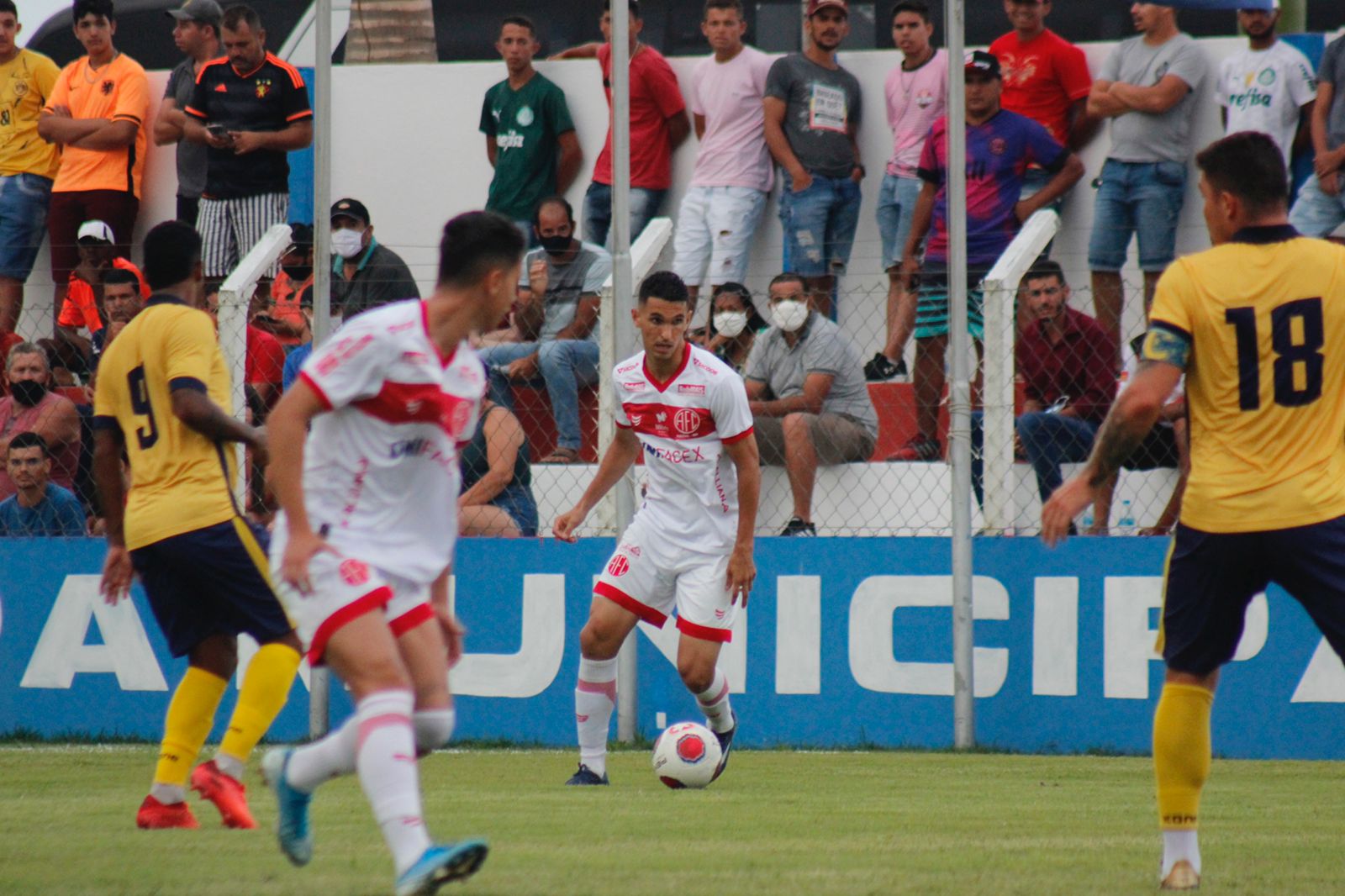 Retrô e América-RN ficam no  1 a 1 em reinauguração de estádio no agreste de PE