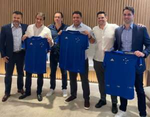 Compra do Cruzeiro por Ronaldo faz futebol brasileiro se voltar para o mundo S/A