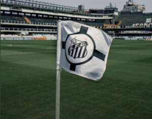 Santos usa engenharia importada em reforma do gramado da Vila Belmiro para 2022