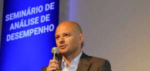 Catarinense: Ex-Santos e Athletico-PR será o diretor de futebol do Avaí