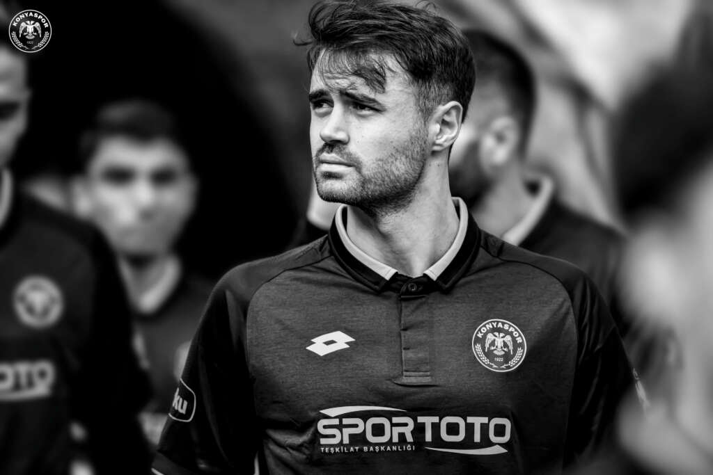 Luto! Ex-jogador da seleção da Turquia morre em acidente de carro aos 27 anos