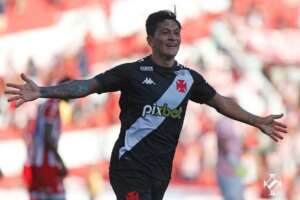 Carioca: Fluminense confirma acerto com Cano e diz que Criciúma 'impediu' venda de Nino