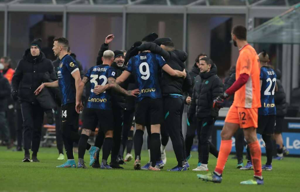 ITALIANO: Com gol no fim, Internazionale vence e abre vantagem na liderança