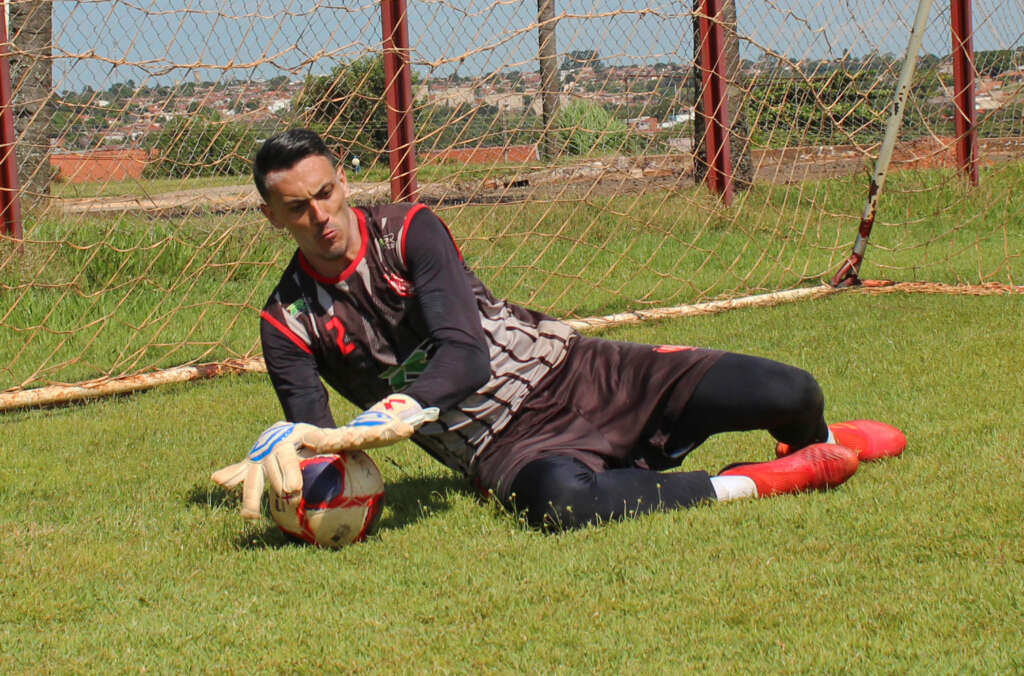 Paulista A3: Goleiro remanescente aposta em entrosamento do Noroeste