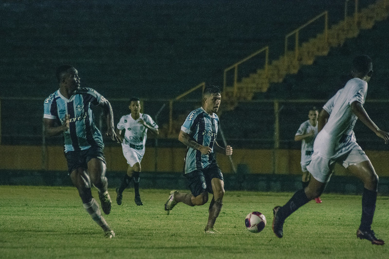 COPA SP: Grêmio e Ferroviária vencem; América-MG busca empate no fim