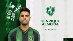 De olho na Libertadores, América-MG anuncia atacante ex-Chape e lateral do Cruzeiro
