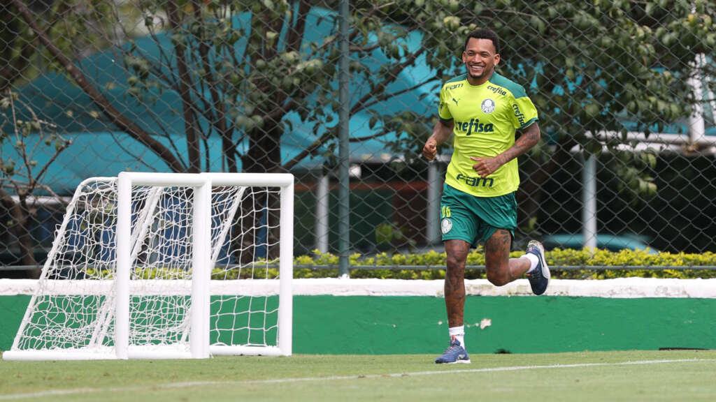 Paulistão: Jailson faz testes e vai ao gramado pela 1ª vez no Palmeiras para ganhar ritmo