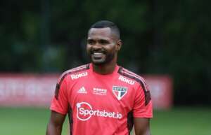 Ex-Athletico fala em 'honrar a camisa gigante' do São Paulo com dedicação e conquistas