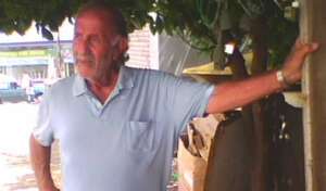 Ponte Preta reforma vestiário e faz homenagem a ex-diretor histórico