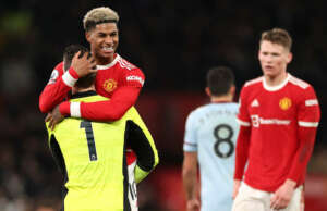 INGLÊS: Após polêmica, Ronaldo passa em branco, mas Rashford dá vitória ao United no fim