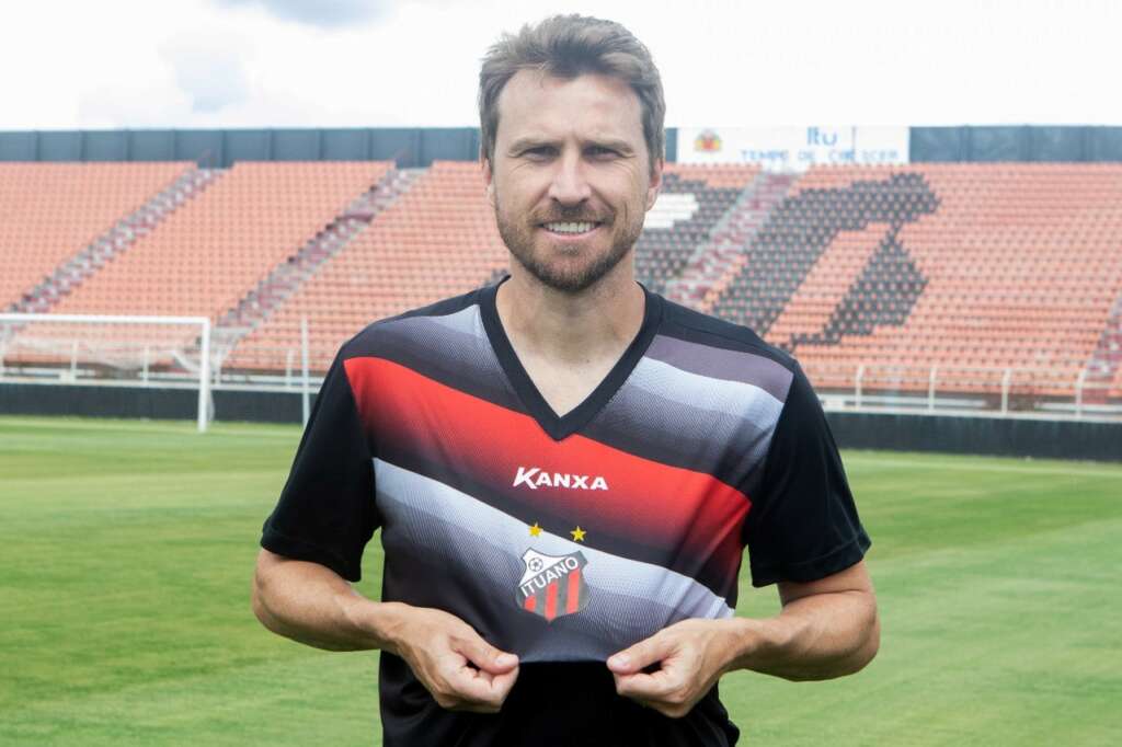 Paulistão: Ituano anuncia zagueiro que subiu na última Série B e outro lateral