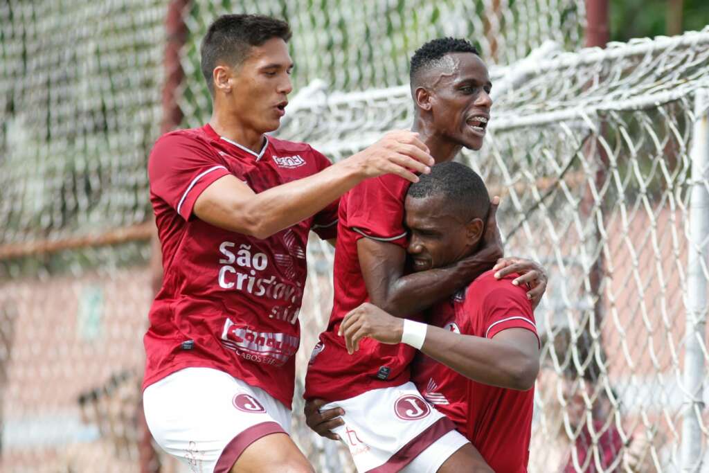 Juventus 1 x 0 Lemense – Em jogo dos pênaltis perdidos, rebote garante a vitória do Moleque Travesso