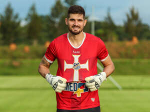 Paulistão: Água Santa assina com ex-goleiro do Cruzeiro