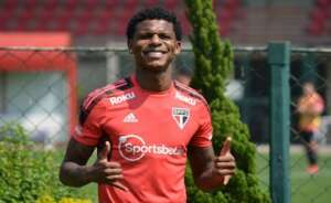 Paulistão: São Paulo afasta Arboleda e Welington dos treinos após teste positivo para covid