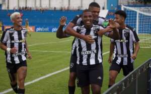COPA SP: Botafogo-RJ goleia Aparecidense-GO e Athletico-PR vai mal