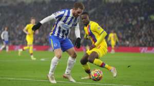 INGLÊS: Brighton é superior, mas perde pênalti, e fica só no empate contra o Crystal Palace