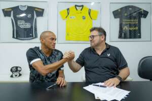 Cearense: Ex-Bahia assina com o Ceará e é anunciado oficialmente