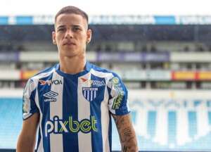 Catarinense: Avaí oficializa lateral que se destacou no Paysandu
