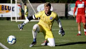 Catarinense: Ex-goleiro de Bahia e Corinthians retorna ao Avaí