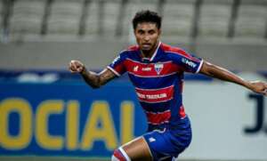 Corinthians tira volante do Fortaleza e o vende para o futebol italiano