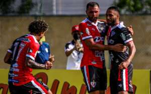 CEARENSE: Ferroviário se recupera e vence primeira; Caucaia e Maracanã lideram