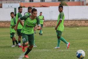 Cearense: Floresta promove oito jogadores que disputaram a Copinha ao time principal