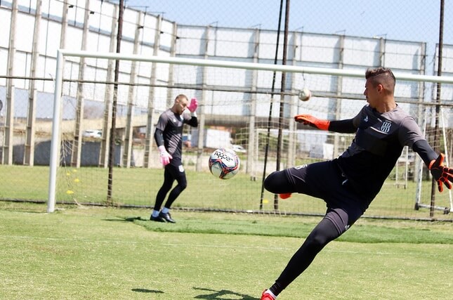 ivan goleiro ponte preta treino1