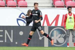 Palmeiras tem proposta por atacante do Bayer recusada e busca outro camisa 9 no mercado