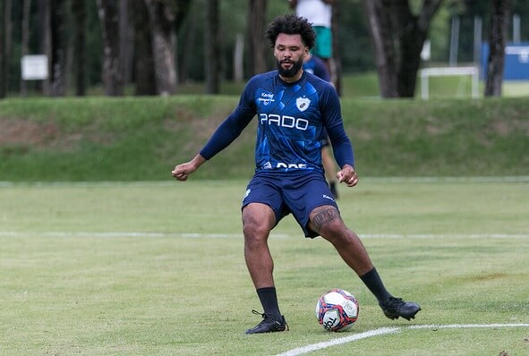 Paulistão: Santo André negocia com ex-zagueiro do Grêmio