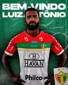 Catarinense: Brusque fecha com ex-volante de Flamengo e Chapecoense