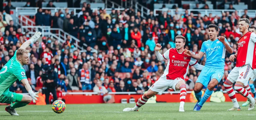 INGLÊS: City vira sobre Arsenal no fim e ganha 11° jogo seguido