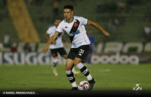 Meia especulado no Guarani cobra mais de R$ 5 milhões do Cruzeiro