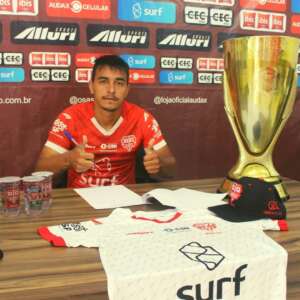 Paulista A2: Osasco Audax renova com 'jogador de peso' e mais um e anuncia ex-Coritiba